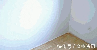 aj1 “常在街头混, 哪有不撞鞋! 我78岁了也穿AJ1, 小伙子你呢 ”!