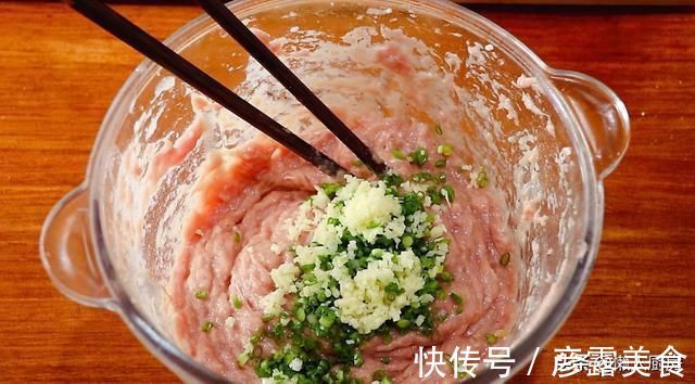 包子|遇到此馅儿别手软，咬一口，流出满满的汤汁，学会可以开包子店了