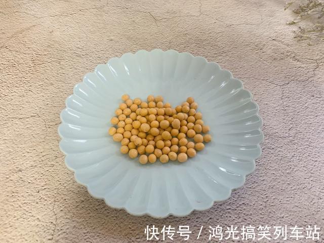 豆浆|家人的早餐我从不马虎，用燕麦和紫薯打成豆浆，好喝又营养