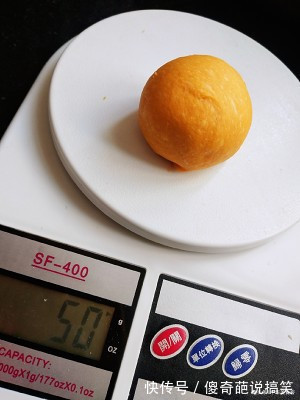 炸麻花，别再只知道用面粉，教你新做法，金黄酥脆，比面包还好吃