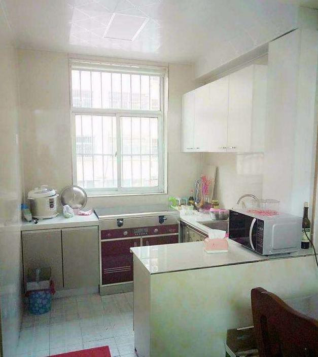 沙发|婆婆抠出新境界，5万装修婚房还带家电，如此寒酸真让人不想嫁了