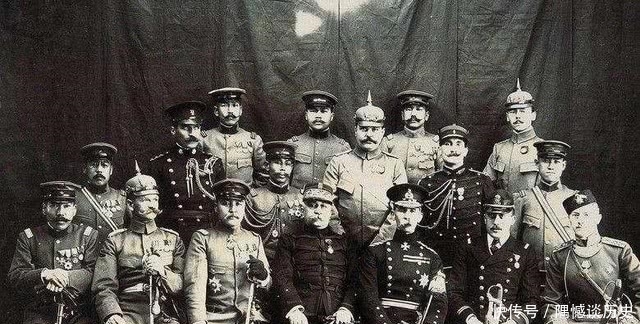 落后|清军装备真的落后?八国联军打开晚清军火库,看清里面后呆若木鸡!