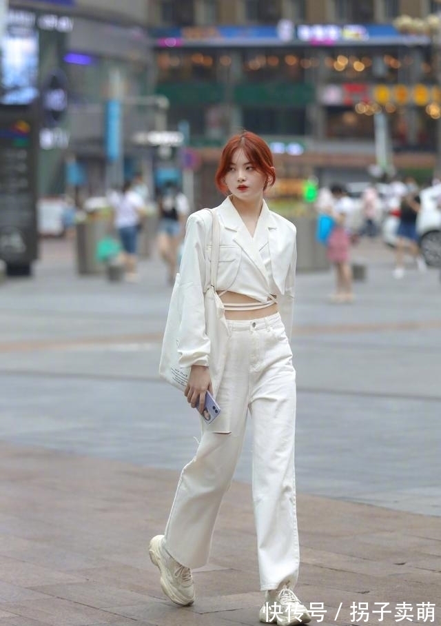 穿搭|街拍时尚美女:美女穿搭有方法