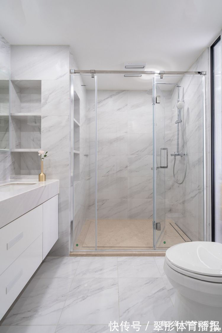 浴霸|10个装修9个错,最容易犯错的17个卫生间装修细节,我家一连中8个