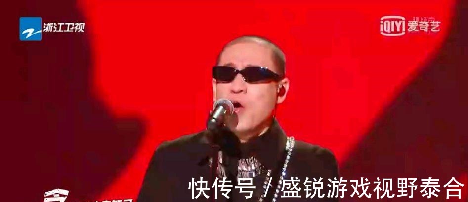 《閃光的樂隊》開播,經(jīng)典歌曲燃爆舞臺,王靖雯選曲得到前輩肯定