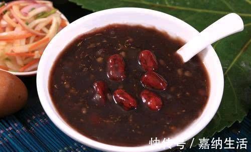 长生不老药|这种食物是白发的长生不老药它每吃三到五次又黑又亮又年轻