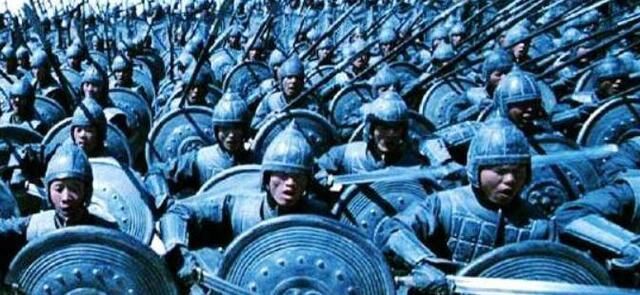  汗国蒙古人|古代战场上，士兵为何佩戴面具？有何作用？