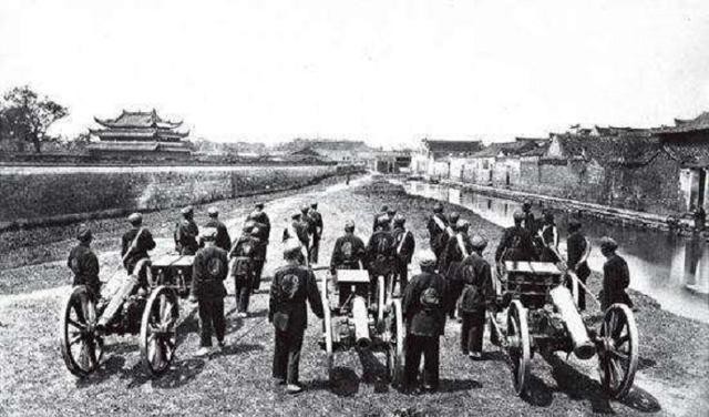 残暴|国外报纸中的曾国藩：令人发指的残暴，还是我们眼中的“完人”吗？