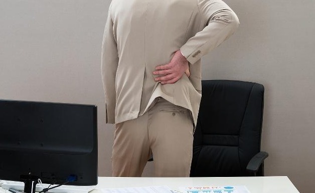 疼痛|如果身体“这个部位”疼痛,或许是“癌细胞”要苏醒了,别忽视!