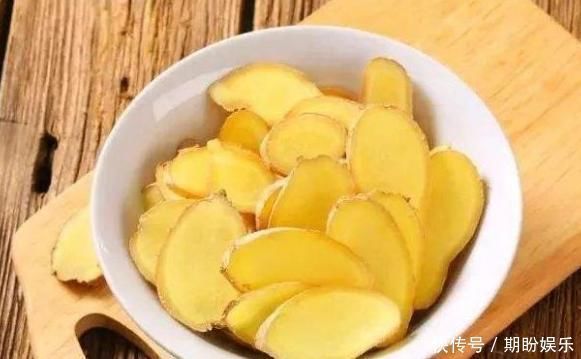 生姜片|吃对生姜，胜过金方！牢记3个生姜用法，轻松赶走多半病症！