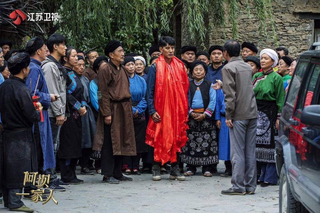 蒲巴甲|讲述家乡故事 蒲巴甲本色出演《阿坝一家人》今日开播