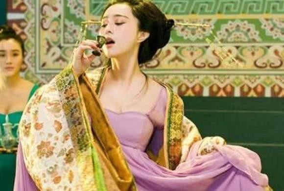 不出|唐玄宗独宠杨玉环11年,朝夕相处,为何也生不出一儿半女?