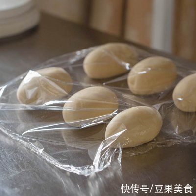 #奈特兰草饲营养美味# 蒸豆沙面包（口感介于面包与馒头之间）