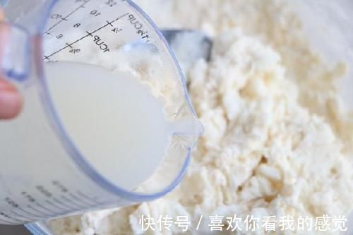馒头|面食新吃法，比包子简单，比馒头好吃，出锅瞬间就被家人分光