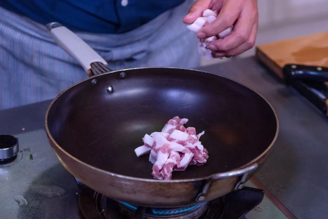 鲜香|白菜吃出海鲜味!鲜香过瘾,汤底都被抢来拌饭!