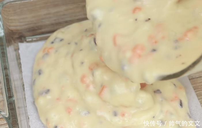 孩子爱吃的土豆紫薯糯米饼,烹饪简单,甜香营养,吃一次念念不忘