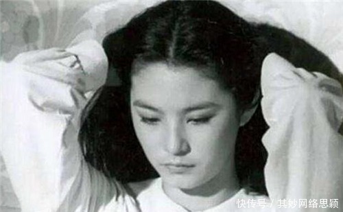 怀孕|师生恋意外怀孕,去打胎发现是龙凤胎,鼎鼎有名的女儿差点被打掉