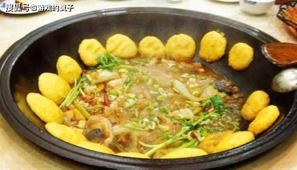 东北|东北朋友请吃饭,三人只点一道菜,菜没吃完,白酒喝了3瓶,服气