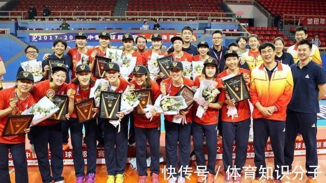 国手|李盈莹究竟有多强?一人改变四支球队走势,现役国手几乎无人能及