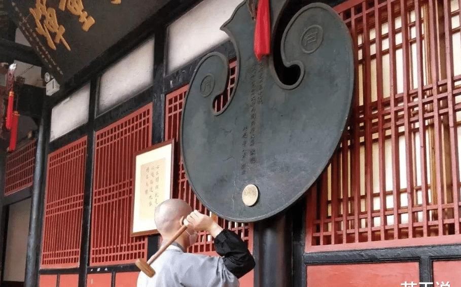  云板|清代国宝“云板”，却被老师当成铁块敲了30多年，真够“憋屈”的