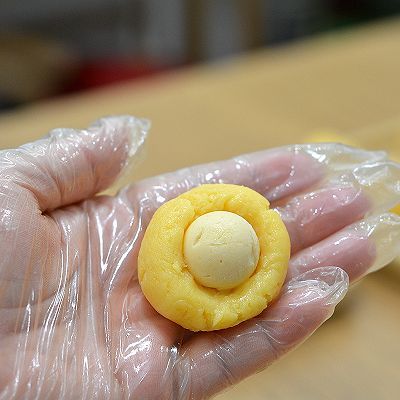 全脂奶粉|奶黄流心月饼