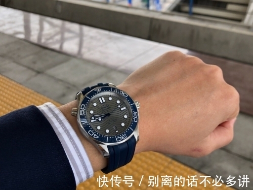 放弃|果断放弃浪琴，这才是35岁男士应该戴的手表