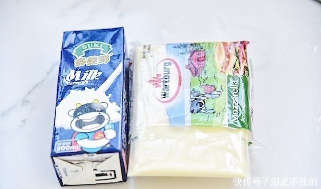 牛奶|牛奶别再直接喝了，教你新吃法，好吃还软嫩香甜，孩子最爱吃