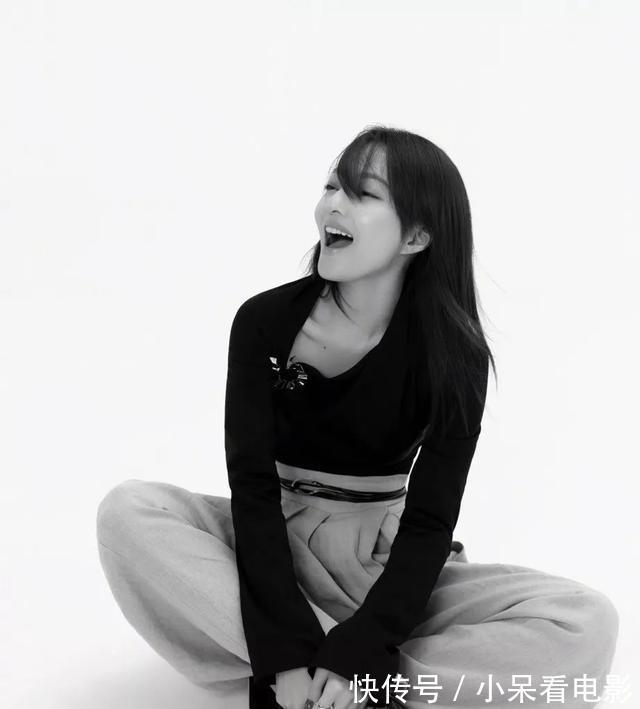 童颜|张韶涵肖战也太默契了!37岁的她少女颜漫画腿不输90后小花······