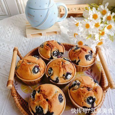 烤箱食谱 | 爆浆蓝莓马芬