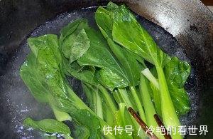 隔离在家方便面吃腻了,送您卤肉饭做法,荤素都有,美味营养
