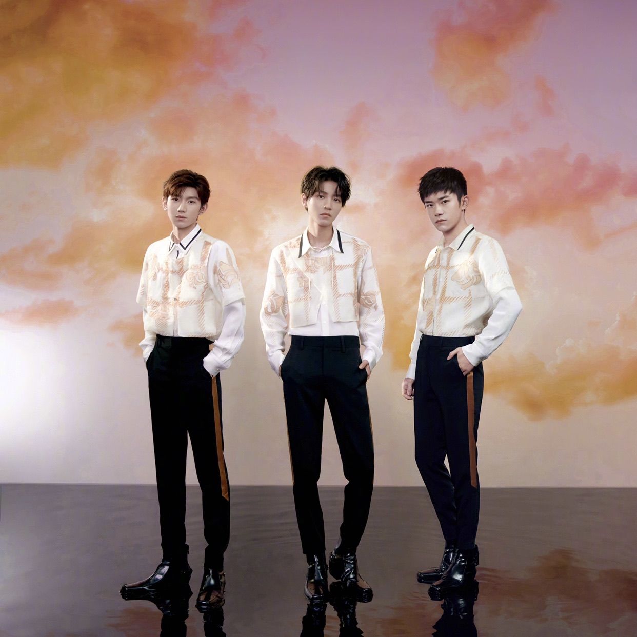 中秋节|TFBOYS将要合体?中秋晚会节目单曝光,三小只竟在同一节目