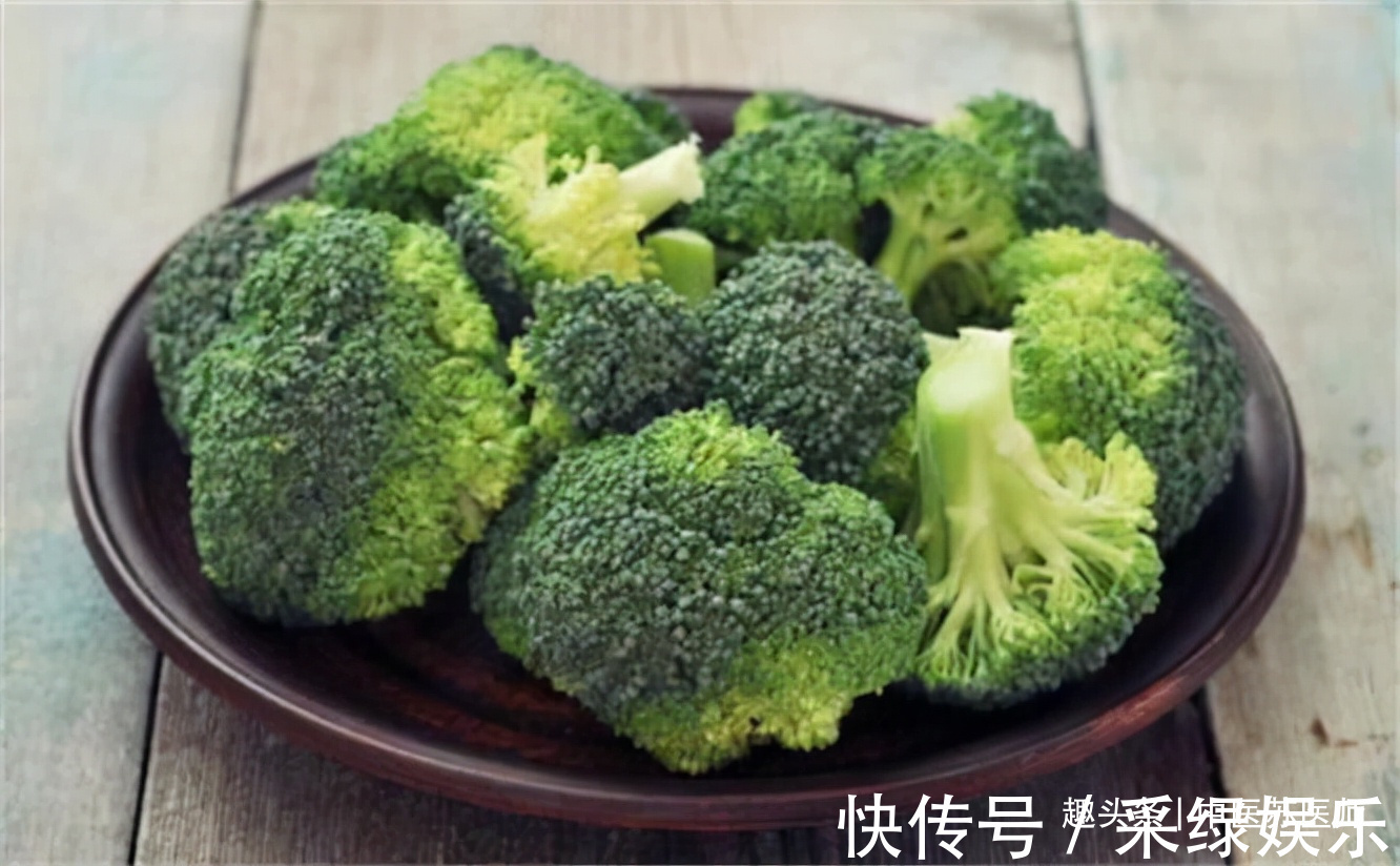 南瓜|想一直年轻,三种食物记得吃,排毒抗衰,预防便秘,身体更好了