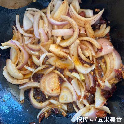 鱿鱼|我这样做双椒炒鱿鱼,家人都爱吃