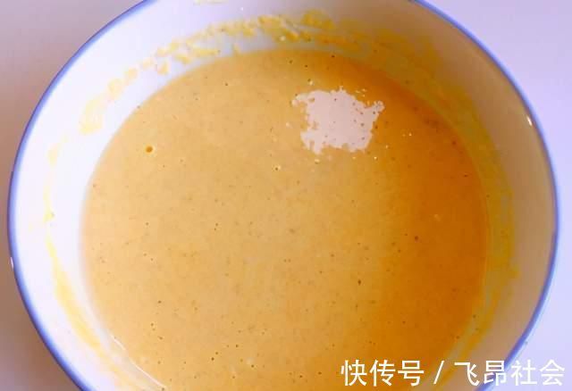 玉米面这做法太香了，搅一搅煎一煎，手不沾面，10分钟出锅香酥脆