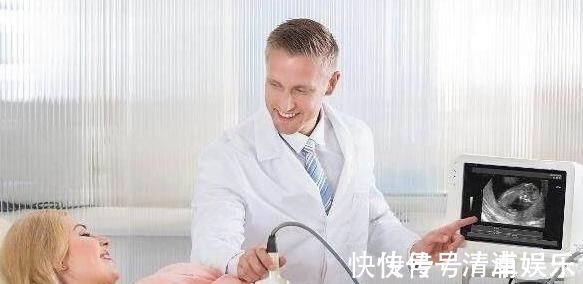 胎儿|产检做B超发现胎儿一直“微笑”,孕妈很开心,医生还是打掉吧