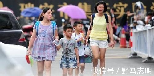 区别|精致妈妈和邋遢妈妈,带出来的孩子有啥区别?两者的差距一目了然