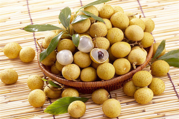 一日三餐|“大姨妈”出现3个信号，可能是快绝经了，别当成妇科疾病