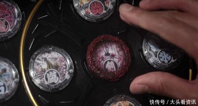 曝光|罗布奥特曼爱染大叔回收水晶原因曝光,解封黑暗欧布或进行洗白