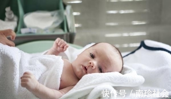 营养物质|胎儿出生时，体重若接近这个数，可能是“高智商”，爸妈偷着乐吧