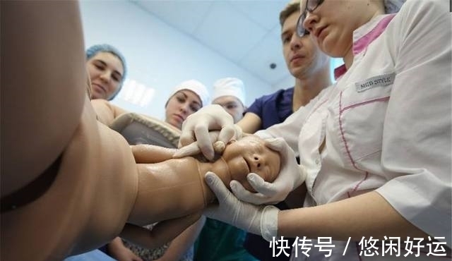 州立|黑科技来了，极其逼真的妇产科新科技，让孕妇和男助产师不再尴尬