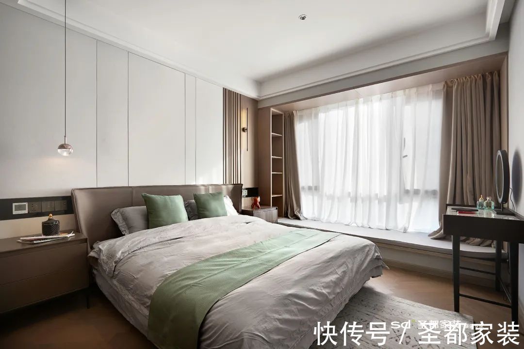 阳台|独居是一个人的狂欢:93㎡三室两厅家装阳台爆改休闲区