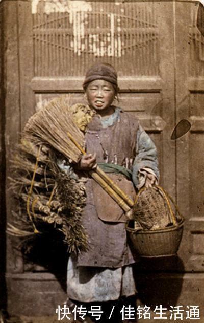 清朝|清朝罕见彩照: 看完图5终于知道为什么僵尸片都穿着官服了!