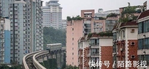 楼盘|想卖房子的人注意,若居住房子身边出现这3种情况,先别忙着转手