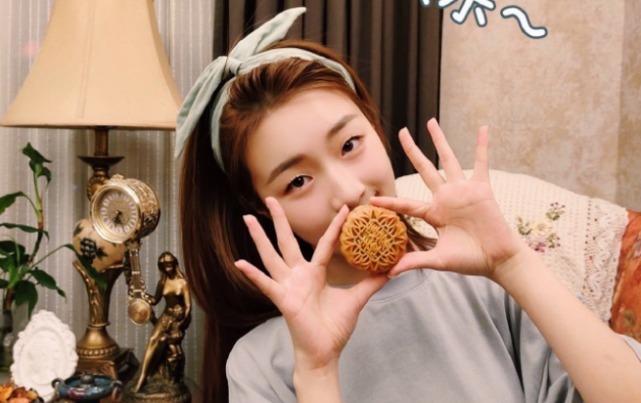 关注|CP早就落实,看到男方微博关注的第一个女生是谁,原来都猜错了