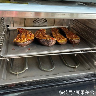 烤茄子|烤茄子。我家吃了十年，竟然还没吃腻