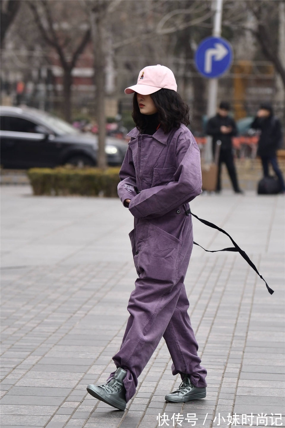 连体裤 淡紫色工装连体裤,宽松休闲还显高,适合小个子女生