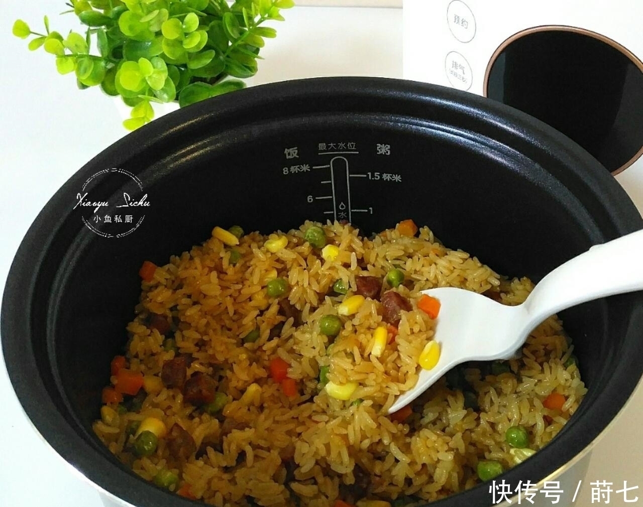 饭菜|特适合懒人的腊肠焖饭,饭菜一锅出,简单到只要你会煮米饭