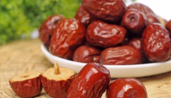皱纹|红枣和它一起泡,每天喝一杯,皱纹没了,色斑淡了,子宫更健康