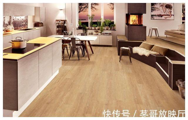 过时|地板和瓷砖早已过时,这种新材料上市受欢迎,拥有7大优势值得买