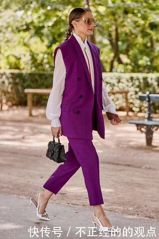 马甲过时了那是你不会穿,加件内搭叠穿照样美翻整个秋天